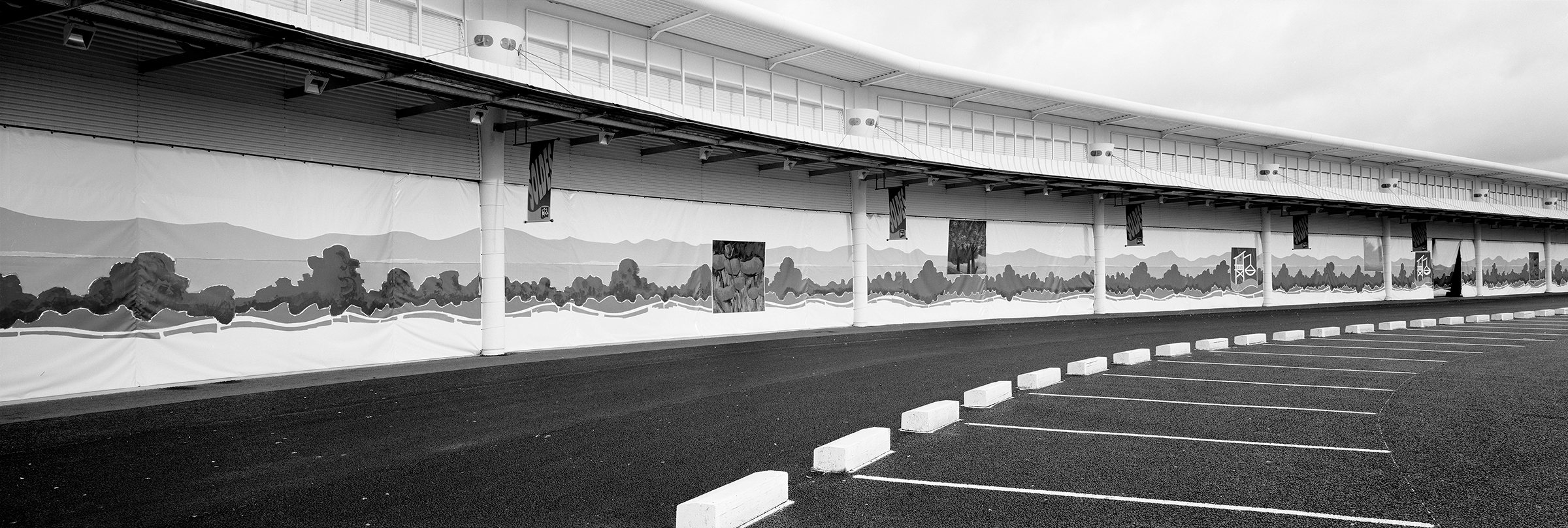 Get to France — Shopping centre, Bordeaux, 1997