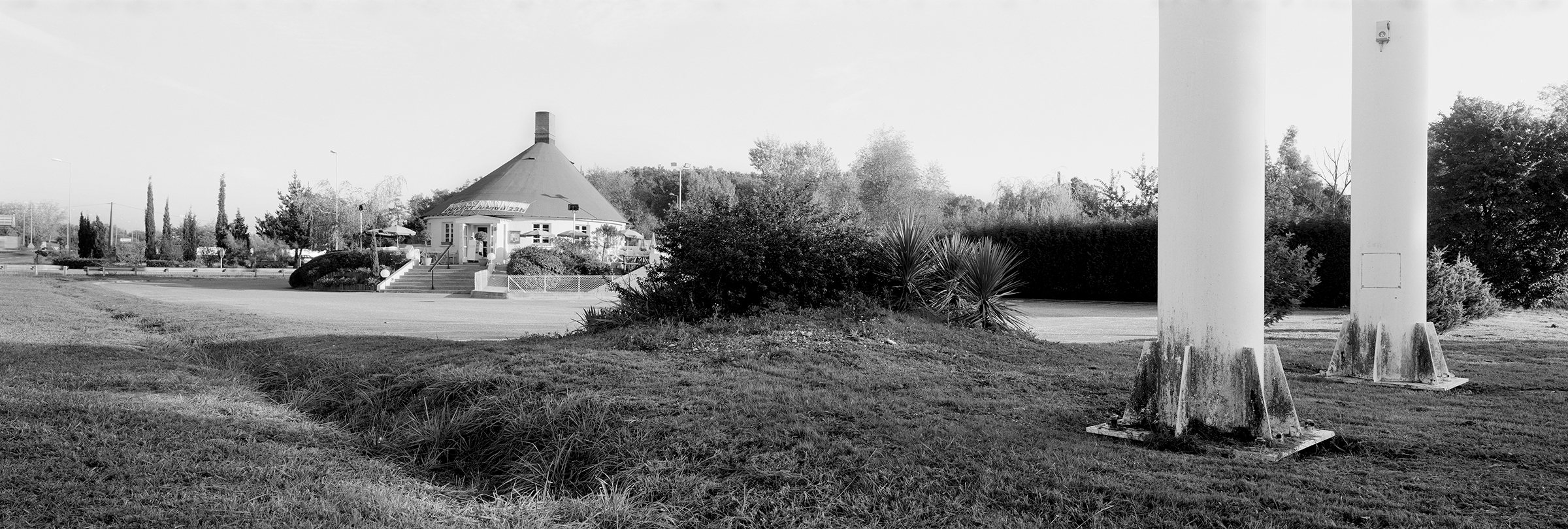 Get to France — Courtepaille restaurant on the RN89, Artigues-près-Bordeaux, 1996