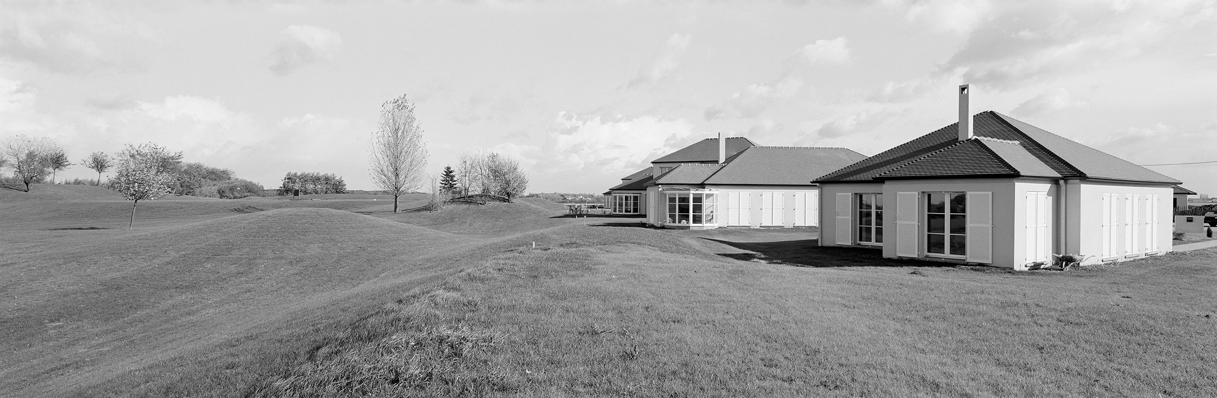 Get to France — Housing development on the edge of the Bussy-Saint-Georges golf course, Marne-la-Vallée, 1997