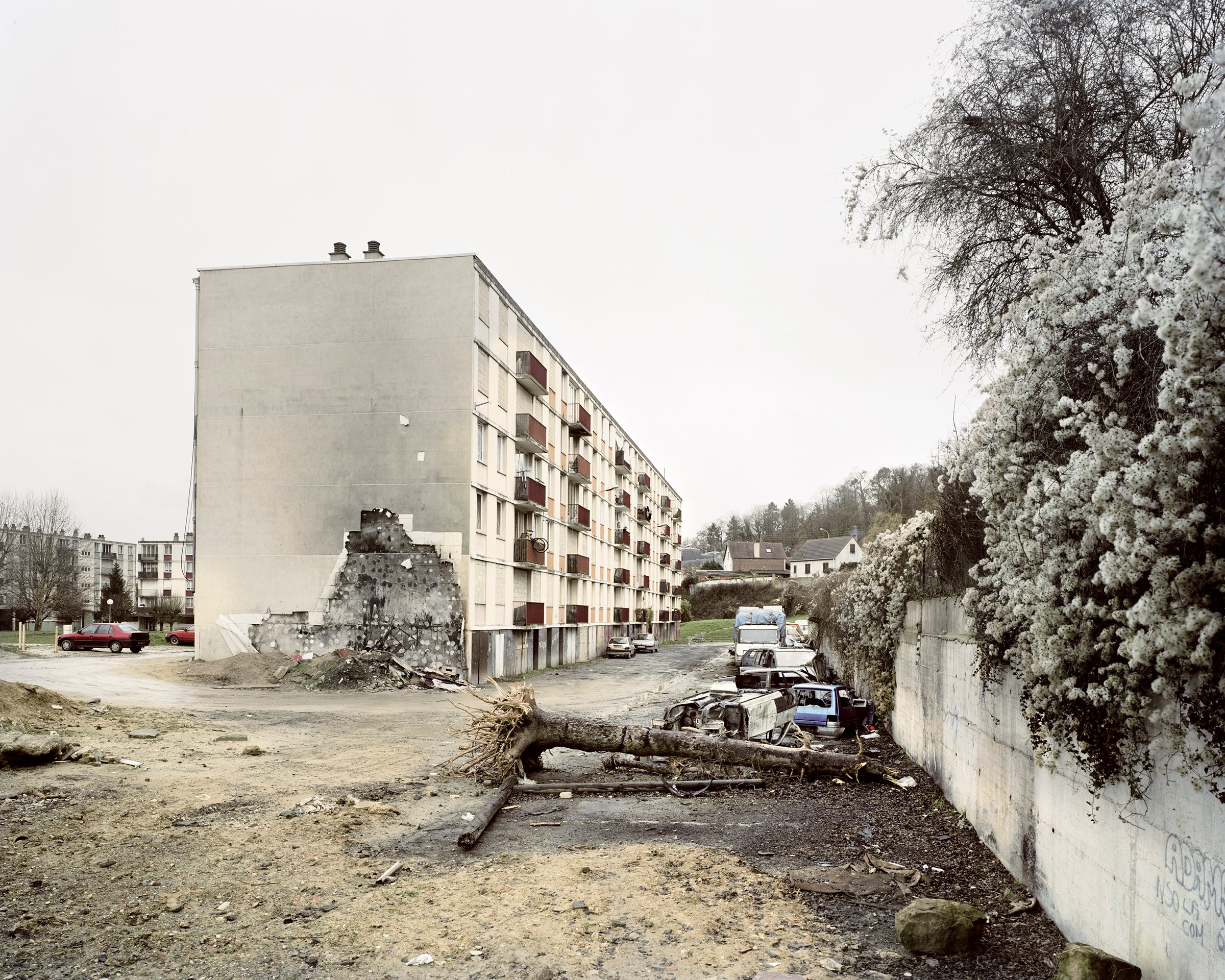 Holzwege — Creil, France, 2008